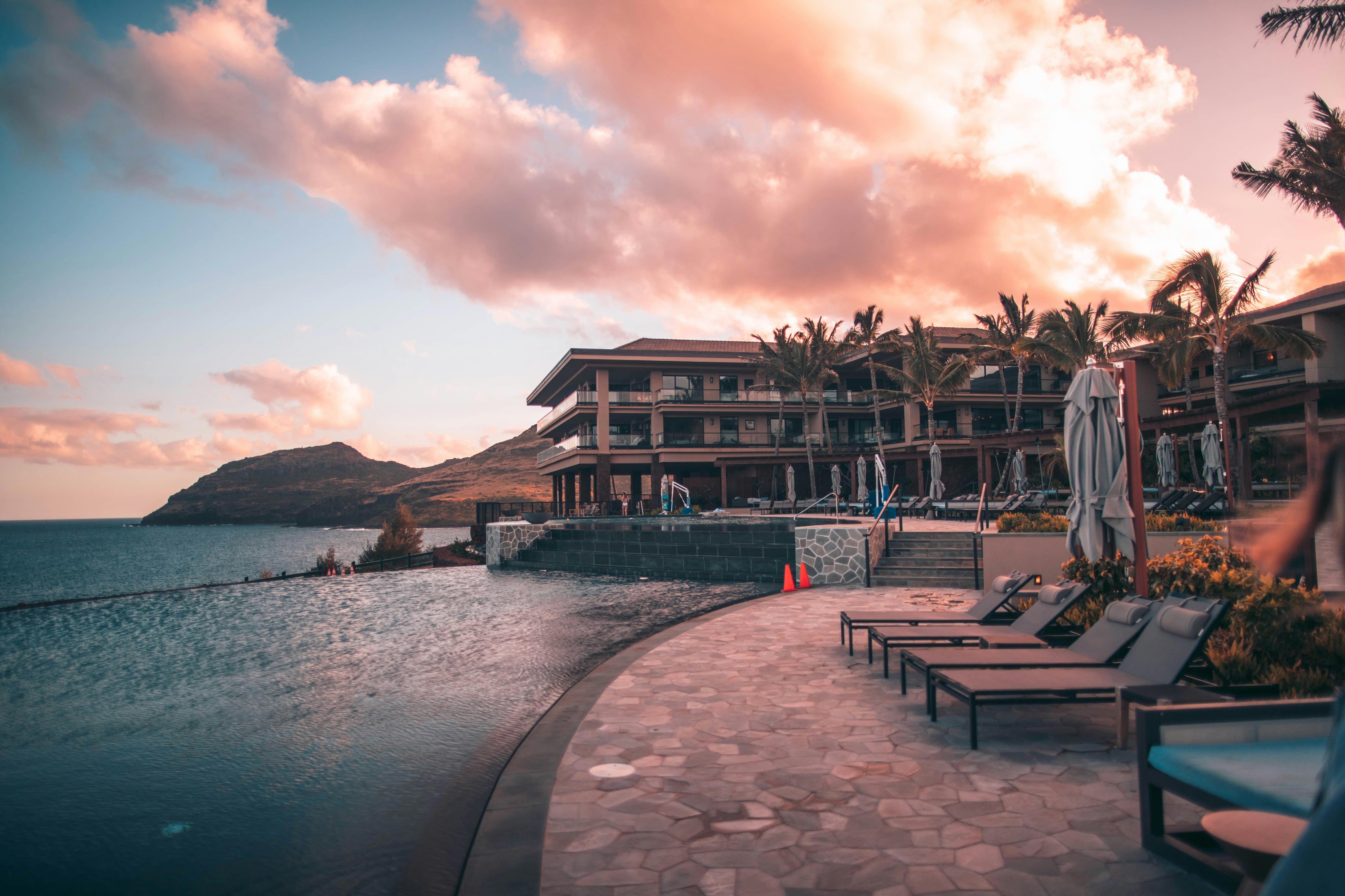 building with infinity pool